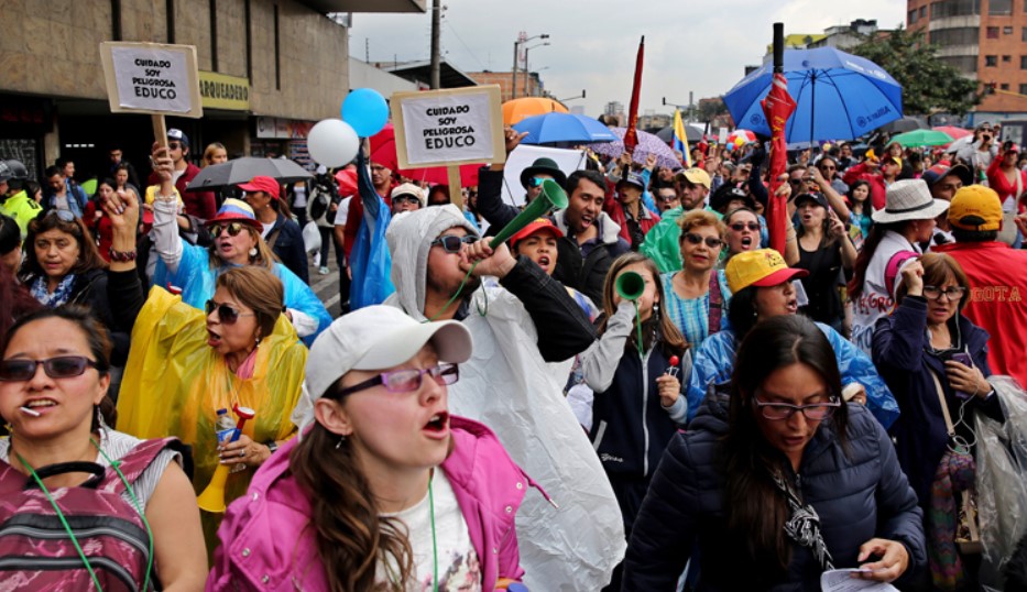 Diez millones de estudiantes se quedarán sin clases por marcha de Fecode