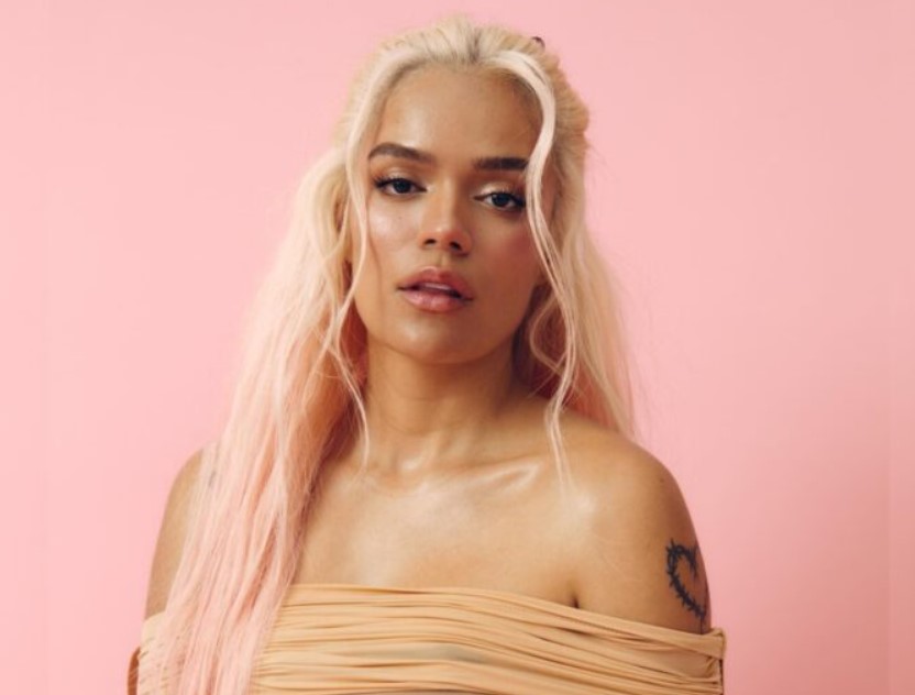En su cumpleaños 33, Karol G revela su nombre si hubiese nacido varón