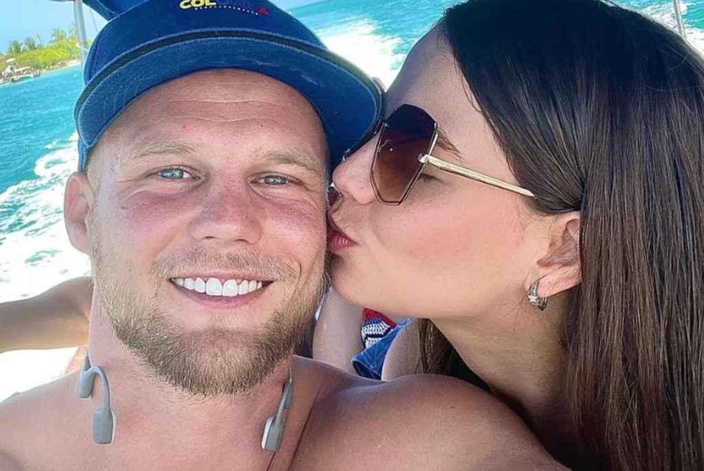 El influencer alemán Dominic Wolf se comprometió con su novia santandereana