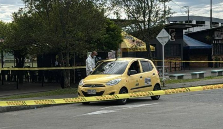Repentina muerte de un adulto mayor cuando se trasladaba en taxi