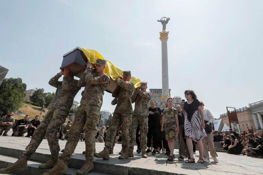 La enmienda establece la conservación gratuita de las muestras durante 3 años tras la muerte del militar Foto: EFE