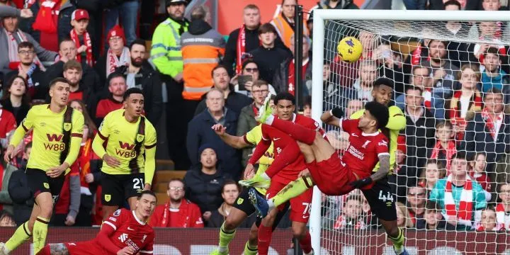 Así fue el gol de Luís Díaz contra el Burnley