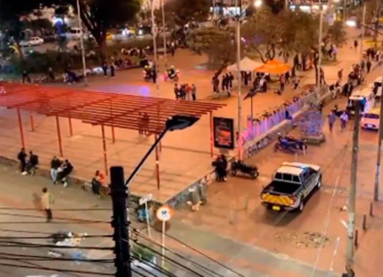Policía Nacional en el Parque de los Hippies tras el hecho con arma de fuego. Foto: El Colombiano