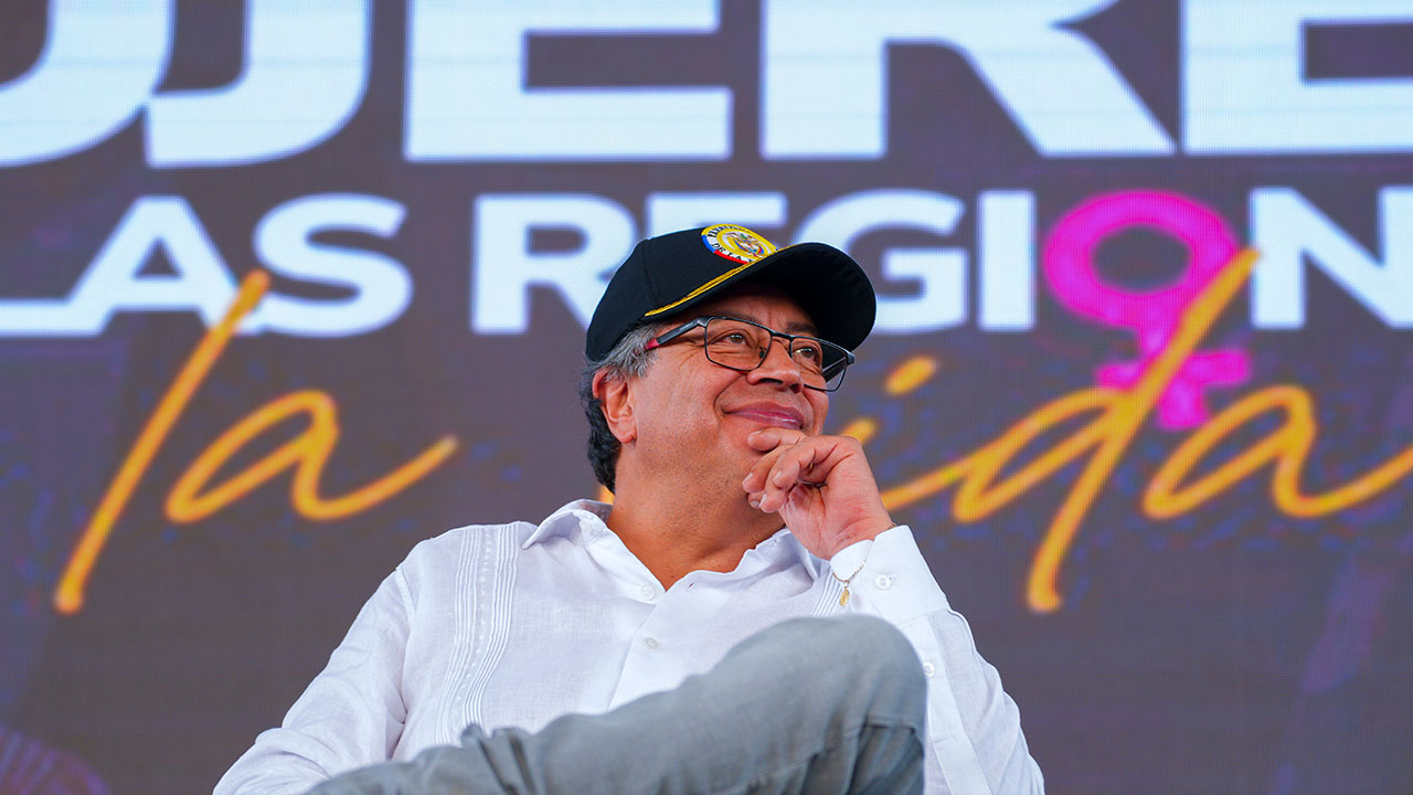 Presidente Gustavo Petro entre los menos populares de Suramérica