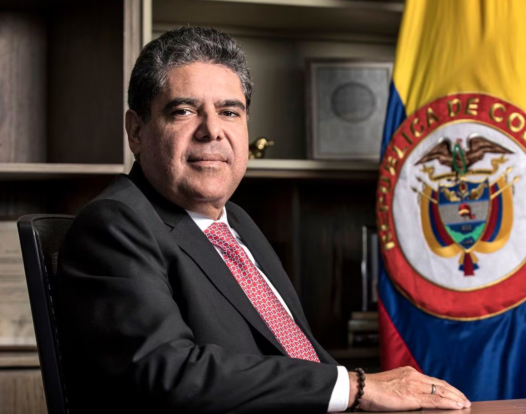 Corte Constitucional suspende proceso de elección del Contralor General de la República