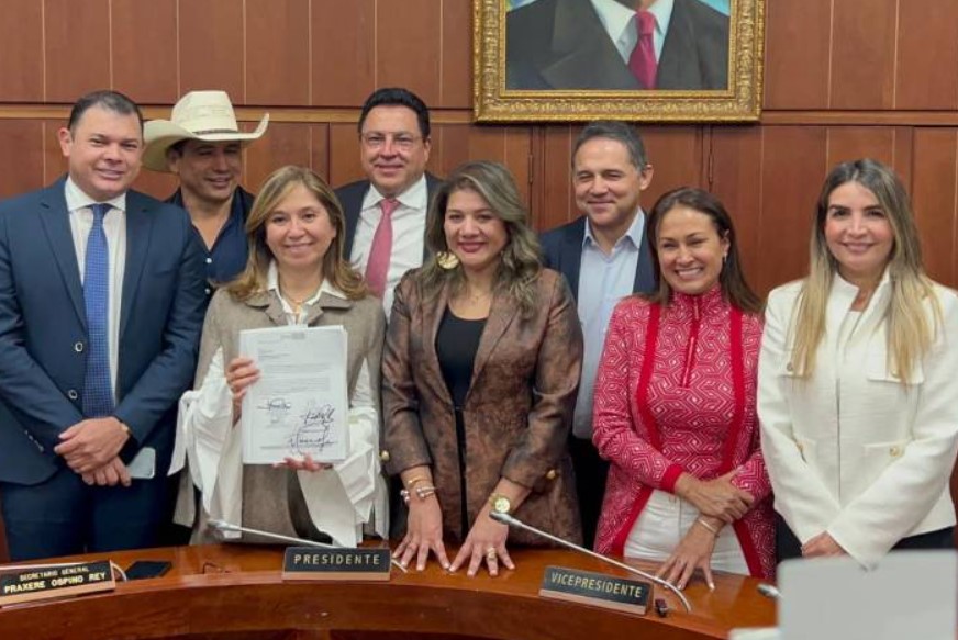 Reforma a la salud al borde del naufragio en el Senado