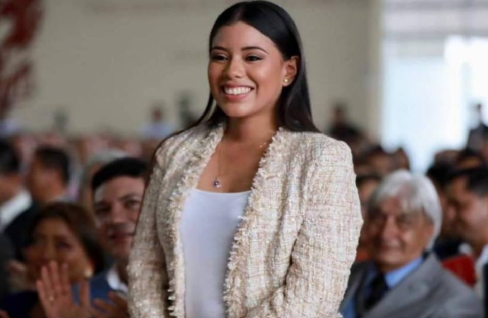 Brigitte García, alcaldesa más joven de Ecuador, fue asesinada a tirod al interior de su vehículo