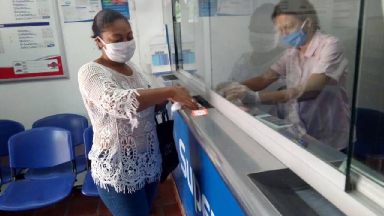 La DIAN ha reiterado su compromiso con la lucha contra la evasión fiscal. Foto: El País