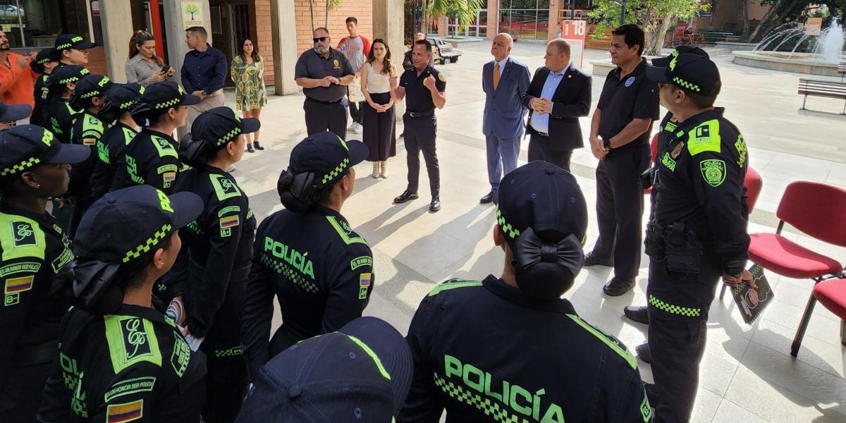 Policía de Miami en Medellín FOTO: Universidad de Medellín