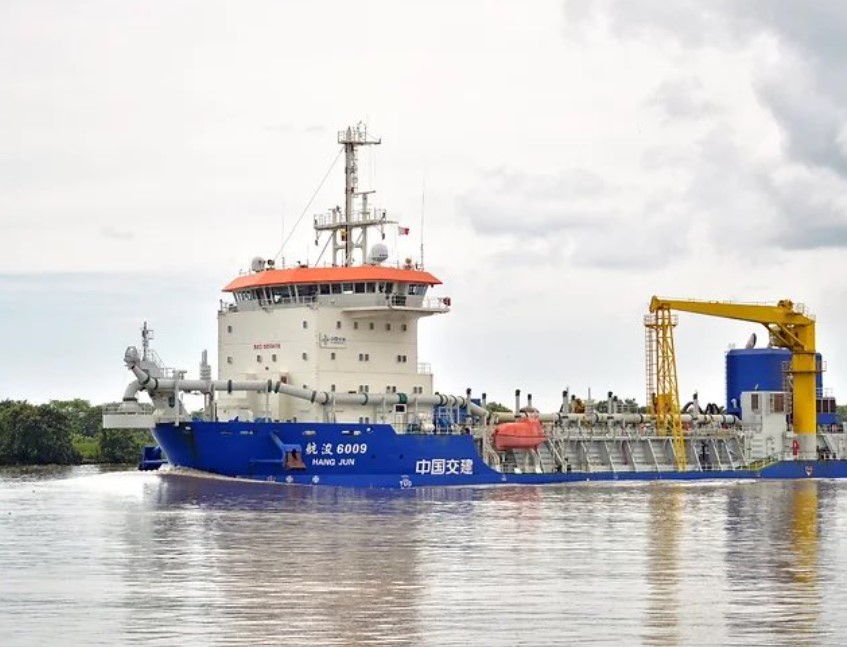 Puerto de Barranquilla enfrentó emergencia por embarcación que quedó a la deriva