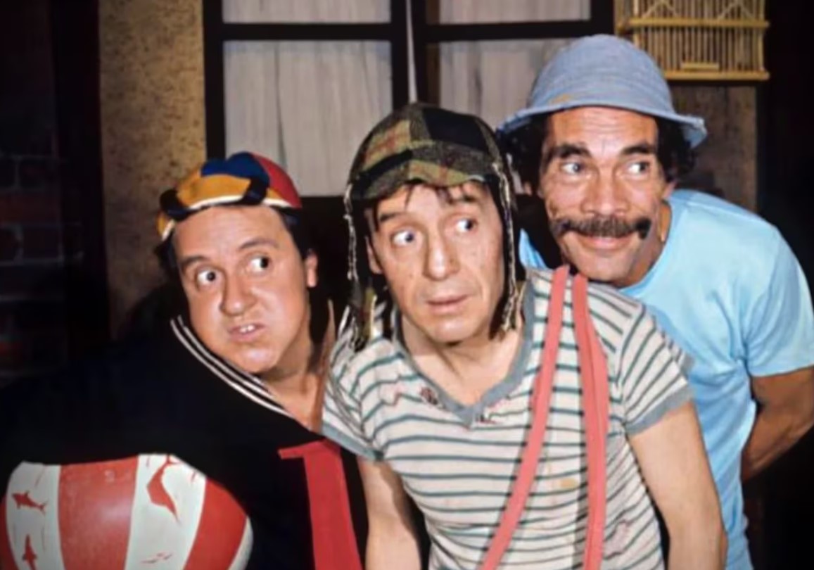 Tiktoker abre debate en redes por la romantización de la violencia infantil en El Chavo del 8