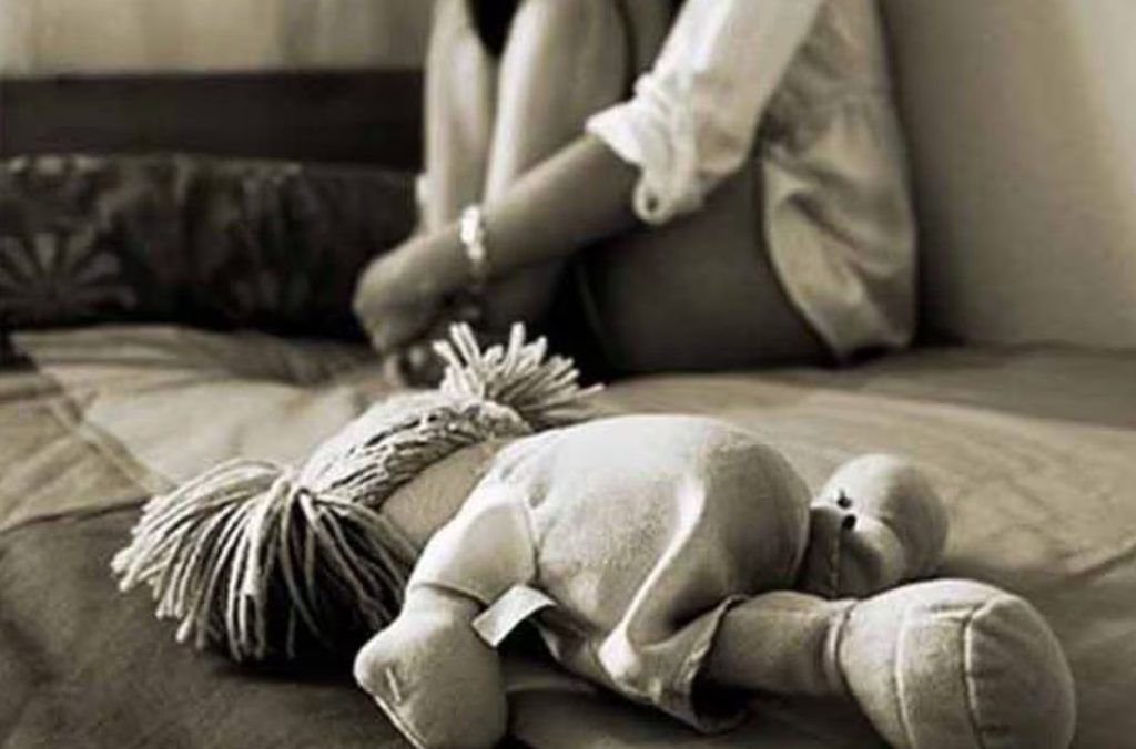 Detienen a estadounidense que viajaba a Colombia a explotar sexualmente a niñas de 10 y 11 años