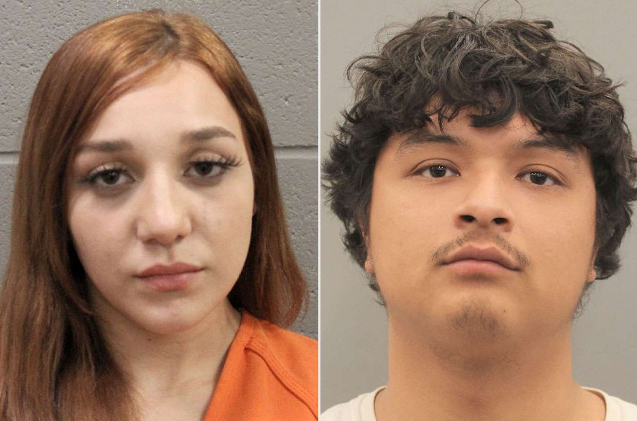 Pareja de jóvenes enfrentan cargos por el asesinato de sus gemelas de seis semanas de nacidas