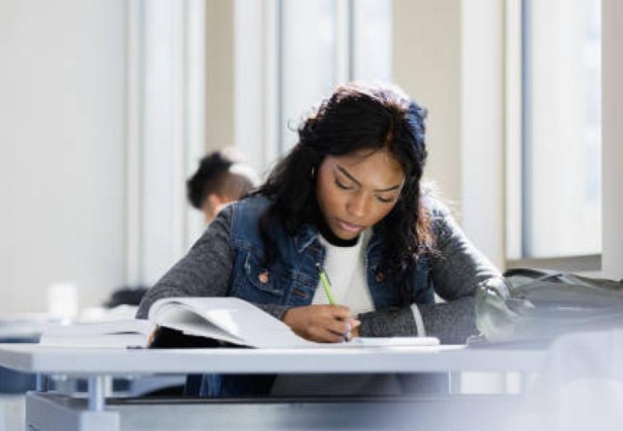 ¡Pilas! comienzan a pagar la Renta Joven