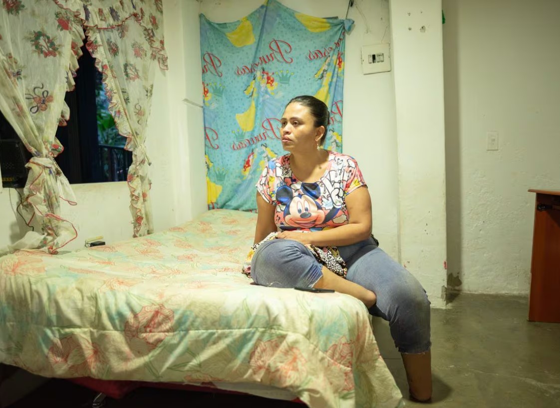 Mujer perdió manos y pies tras una fuerte depresión por desamor