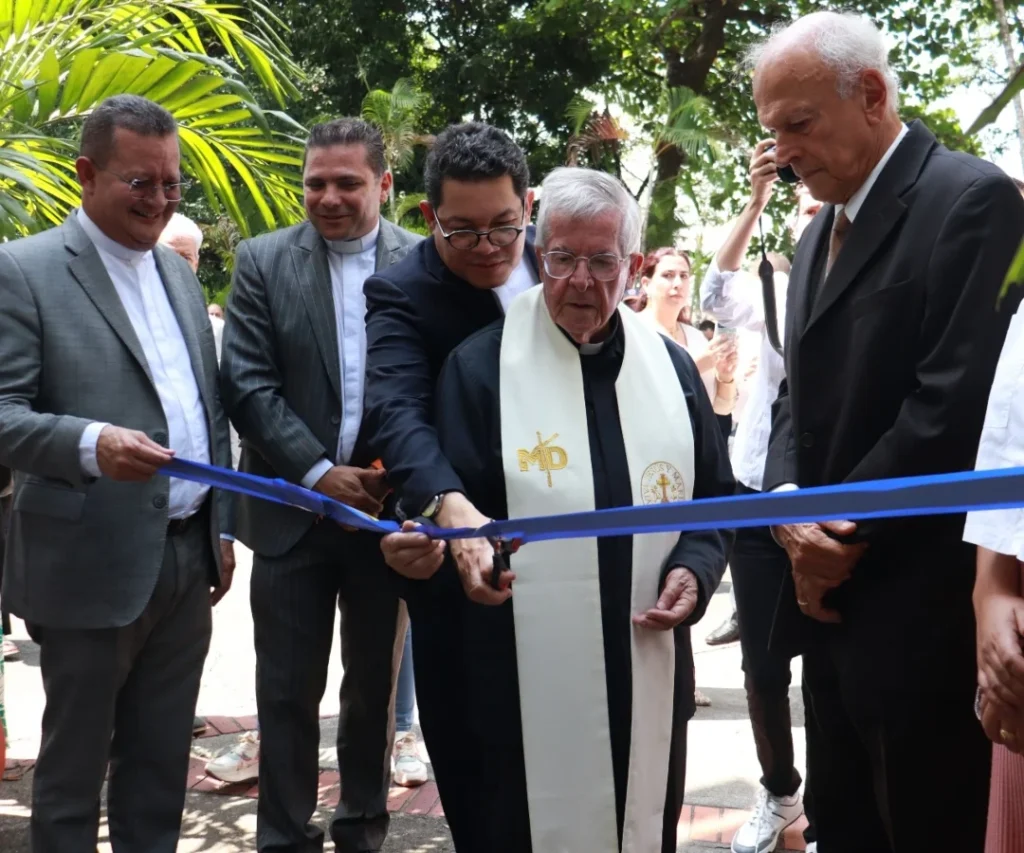 Inauguración de las nuevas instalaciones de Uniminuto en Cali. Foto: La República