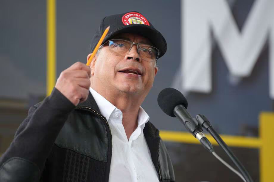 Presidente Gustavo Petro niega corrupción en su gabinete y responde a señalamientos