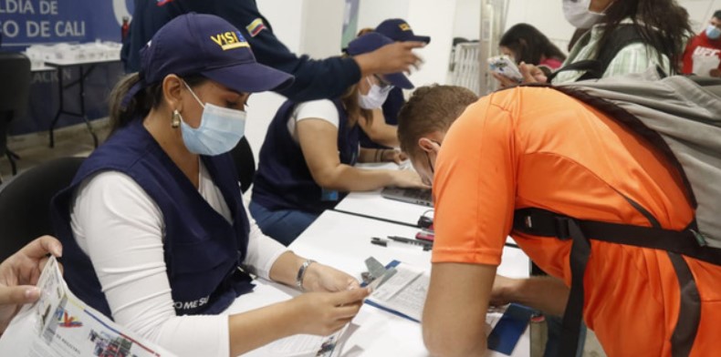 Más de 600.000 migrantes, en su mayoría venezolanos, serán regularizados en Colombia