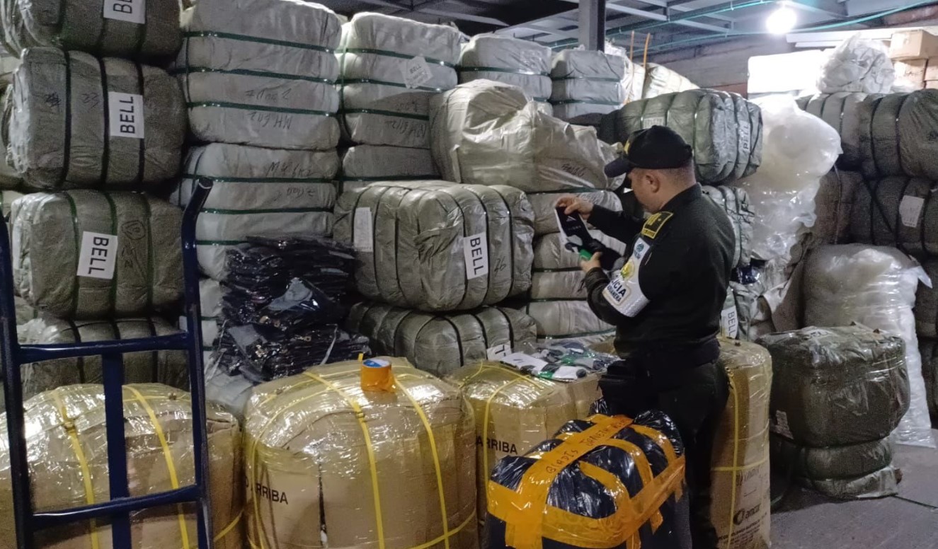 La Dian incautó mercancía ilegal en Cali avaluada en 72 mil millones de pesos