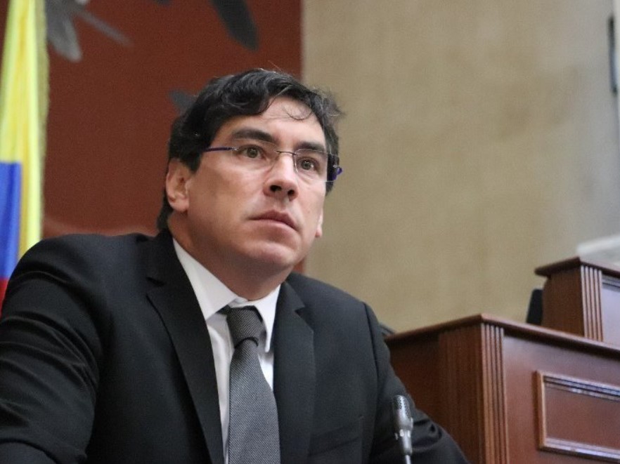 Inicia juicio a Álvaro Hernán Prada por presunto soborno a testigos