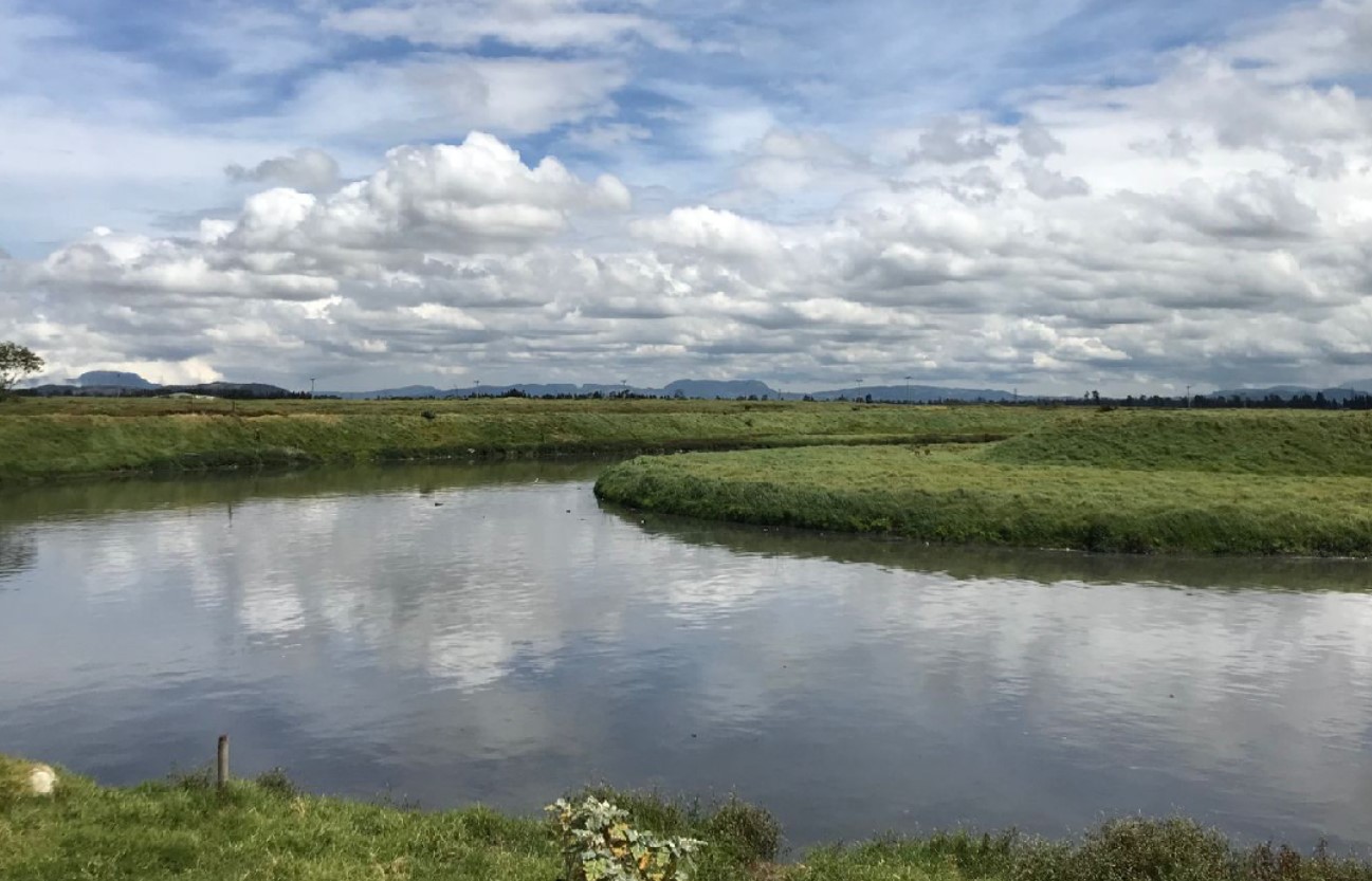 Hombre desapareció en el río Bogotá tras intentar escapar de un robo