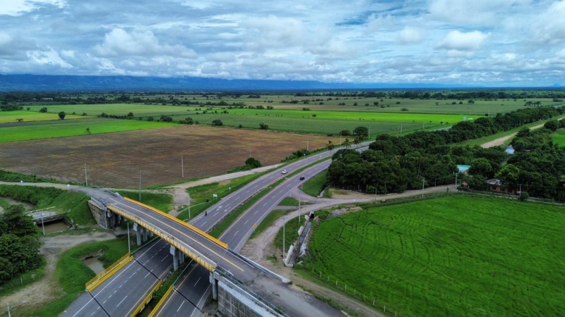 El proyecto 4G Neiva-Espinal-Girardot contempló la construcción de 44 puentes. Foto: ANI