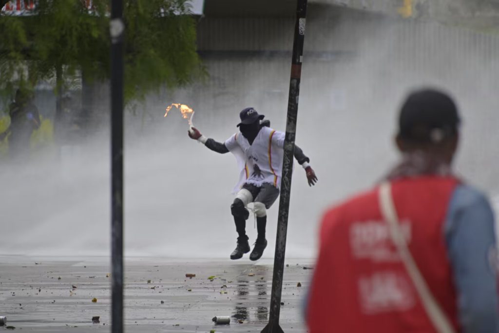 Protestas en la U. Nacional. Foto: wradio