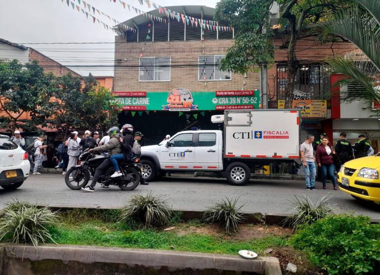 El presunto robo se produjo enfrente de la Placita de Flórez de Medellín Foto: elcolombiano