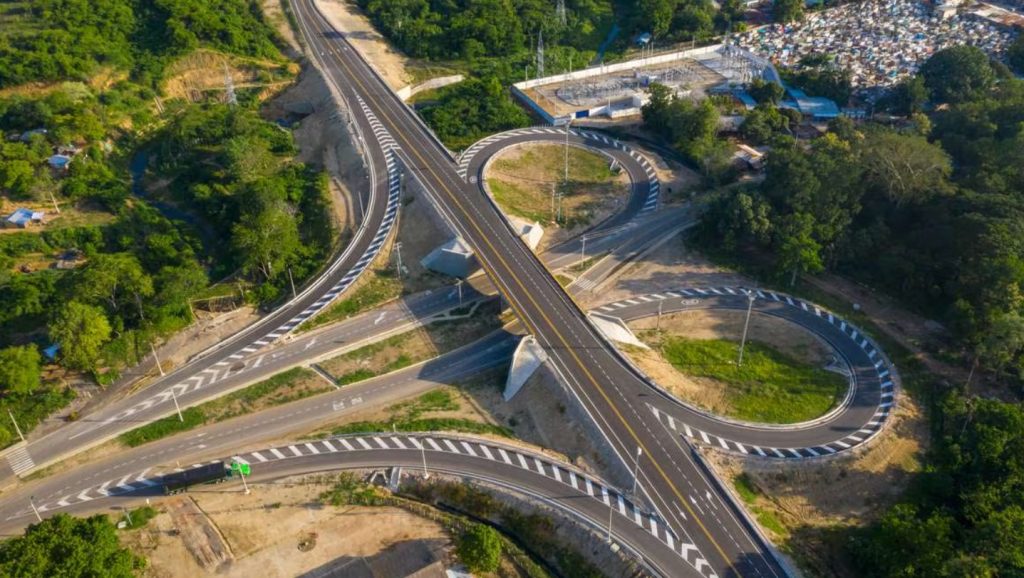 Piden al presidente Petro no subestimar importancia de las vías 4G de Antioquia para el país