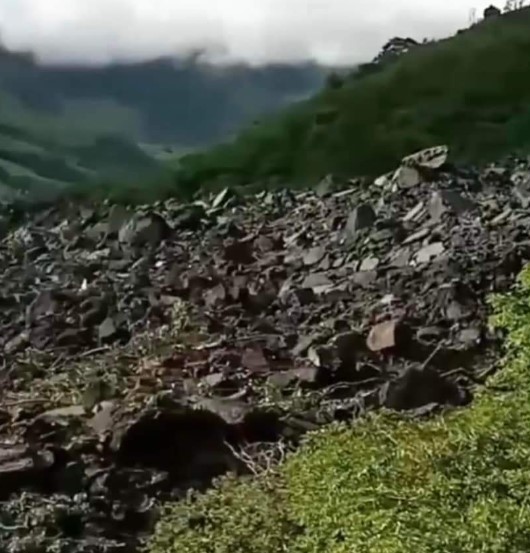 Lluvias provocaron deslizamiento de tierra en Boyacá que sepultó al menos cuatro personas
