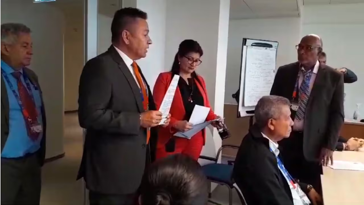 Líderes sindicales del Ministerio del Trabajo en Suiza Foto: Semana