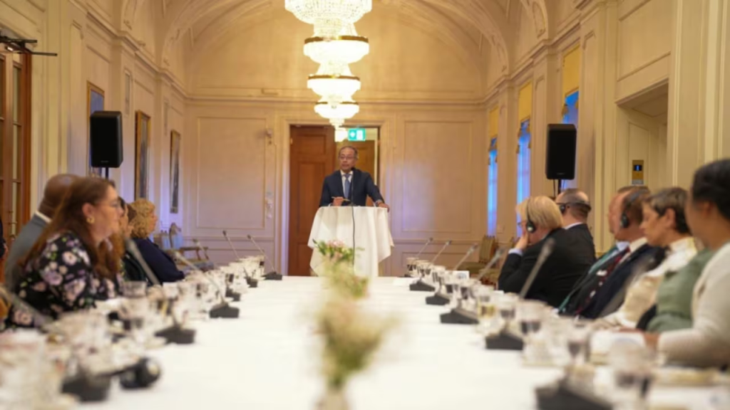 El presidente Petro se reunió con 25 embajadores europeos. Foto: Presidencia