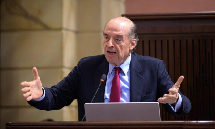 Excanciller y exministro de Relaciones Exteriores, Álvaro Leyva. Foto: datoplus