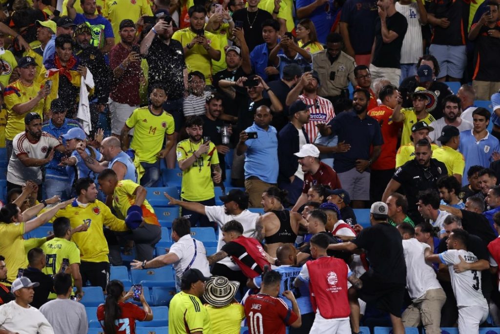 ¿Qué desató la pelea en la tribuna del estadio tras el Colombia vs. Uruguay?