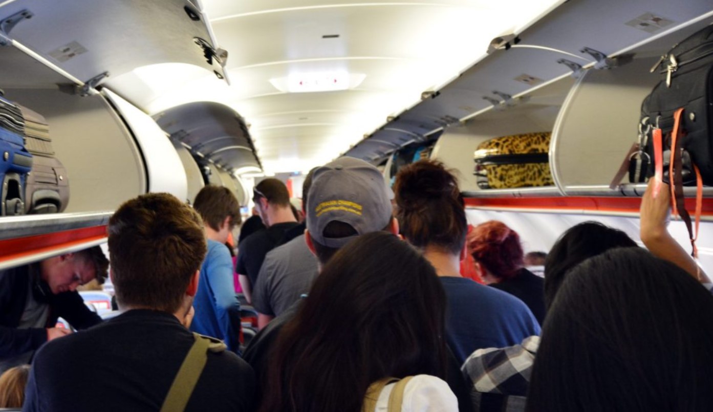 ¿A qué se debe aumento de conflictos con pasajeros en el sector aéreo?