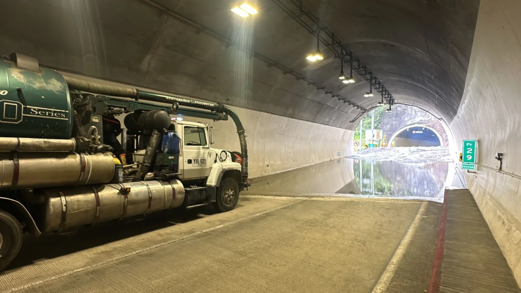 Trabajos en Túnel Foto INVIAS