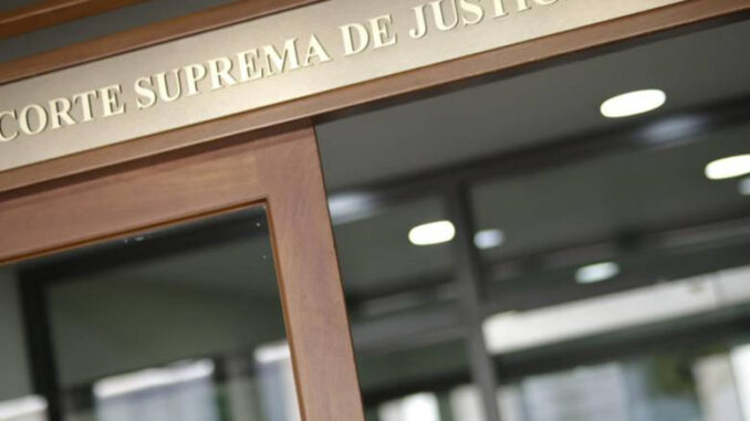 Corte Suprema: Separación de hecho por dos años disuelve la sociedad conyugal
