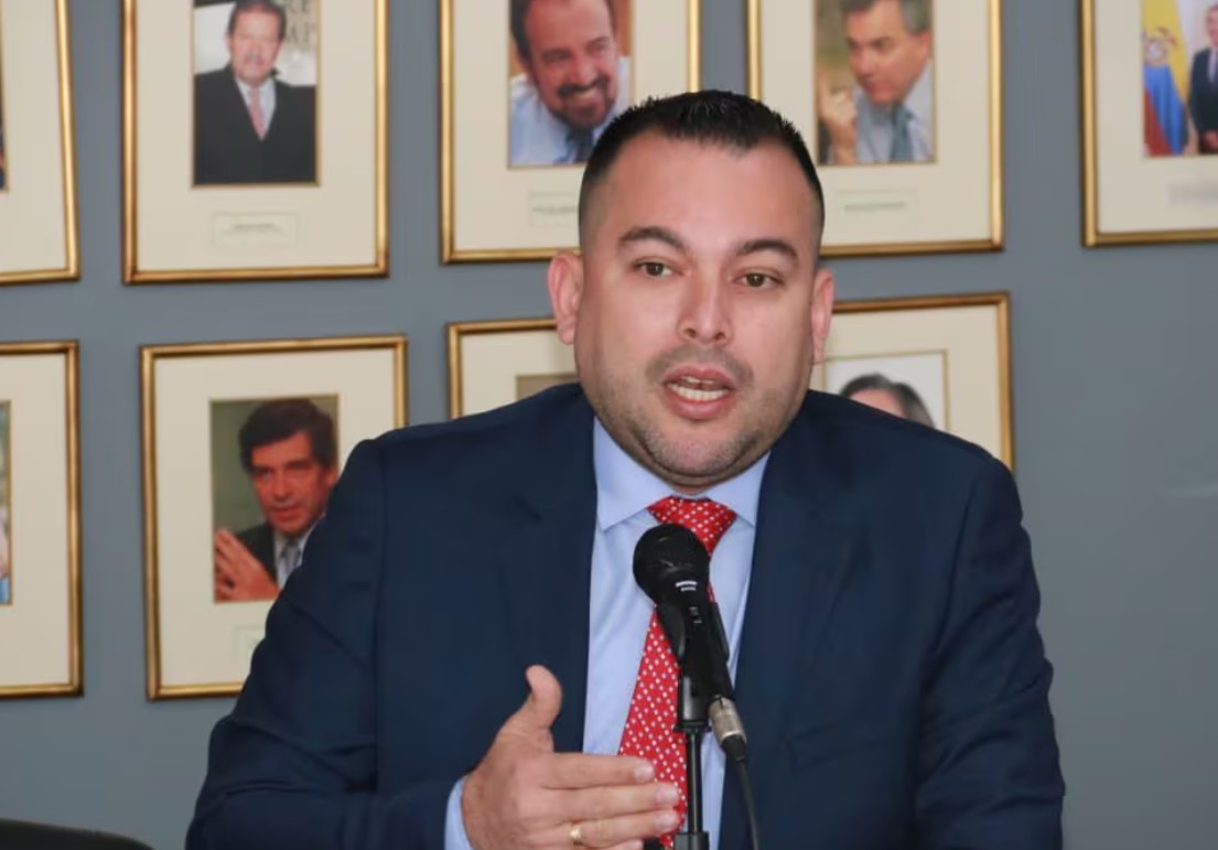 Edwin Palma salió del viceministerio del Trabajo por serias tensiones con ministra Gloria Inés Ramírez