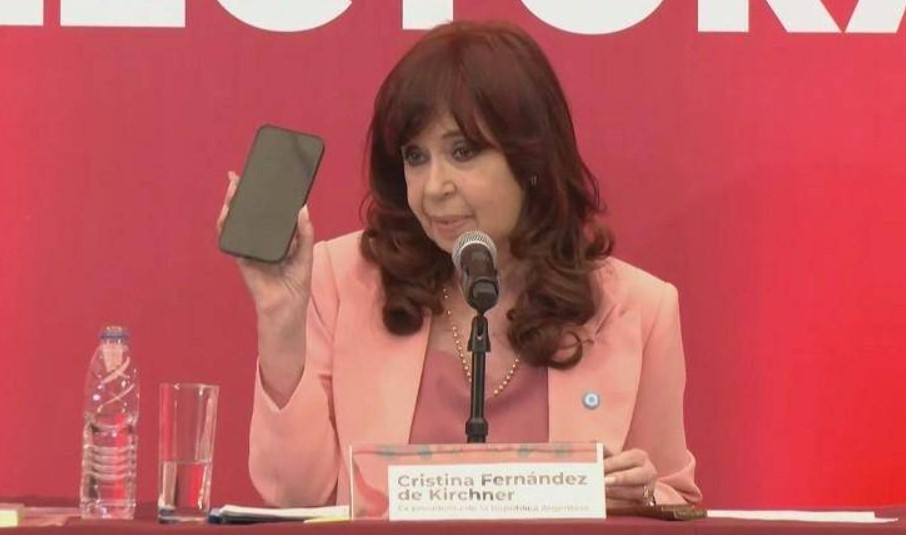 Cristina Kirchner se une a las voces que piden publicación de actas electorales en Venezuela