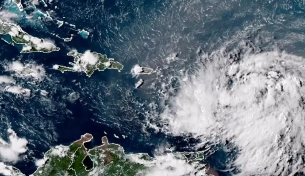 Tormenta Ernesto amenaza a Puerto Rico y podría afectar a Colombia