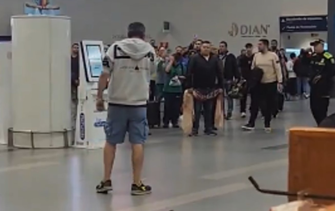 Turista búlgaro intentó sucididarse frente a pasajeros en el Aeropuerto El Dorado