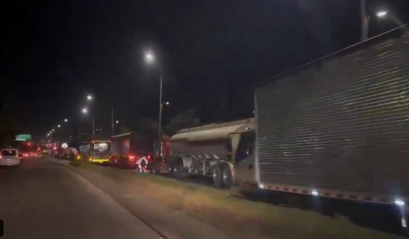 Así va el segundo día de paro camionero en Bogotá
