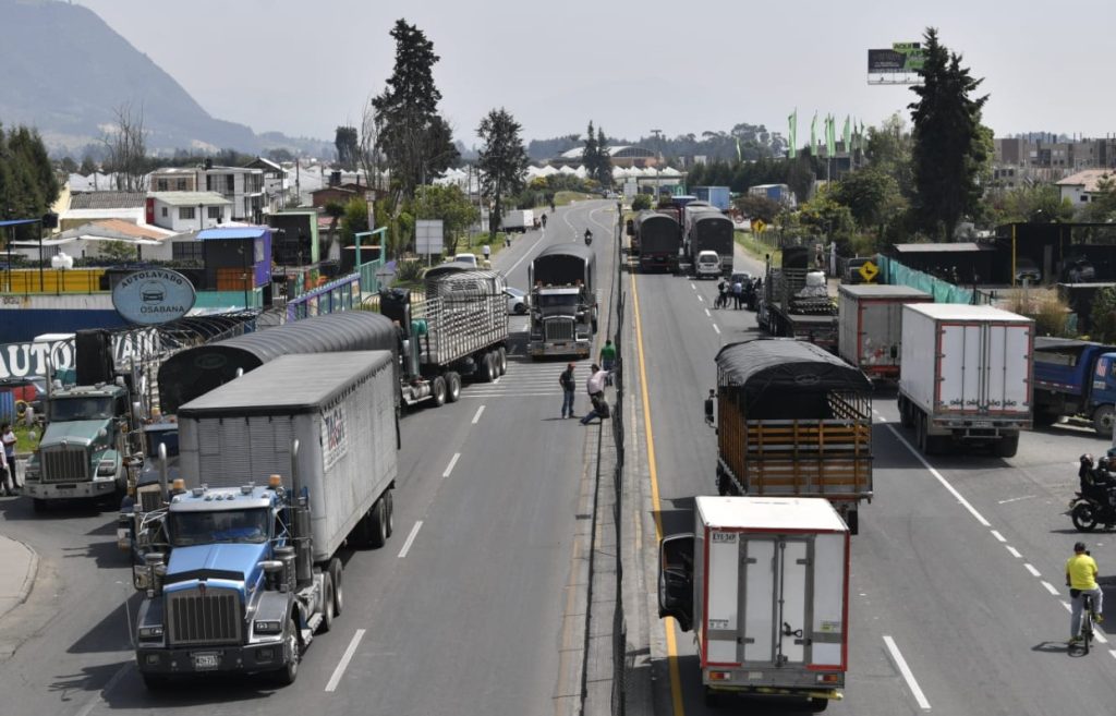 Gobierno busca reformar el mercado de transporte de carga en Colombia para mejorar distribución de ingresos