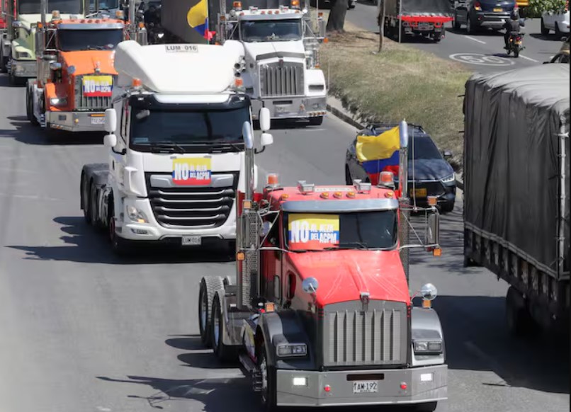 Transportadores anuncian bloqueos en el sur del país desde el 16 de junio