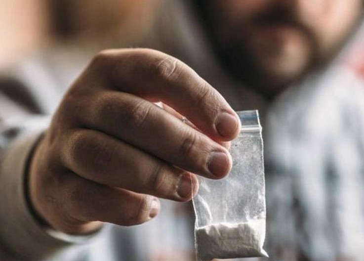 Condenado a 5 años y 3 meses de prisión sujeto que usaba menores de edad para venta de drogas