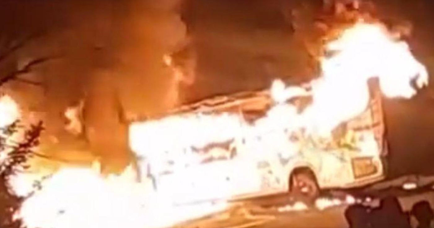 Atacan buses de la transporte en la vía Ipiales - Cali