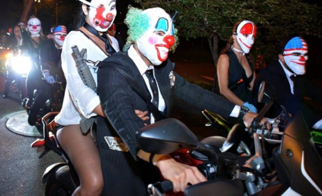 Varias ciudades en Colombia cierran filas contra las caravanas de Halloween