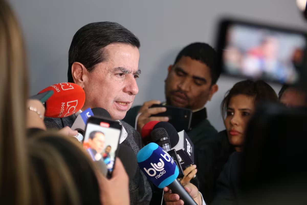 El ministro del Interior, Juan Fernando Cristo, tras su primera intervención en el Foro Hacia la construcción del Acuerdo Nacional. // Cortesía