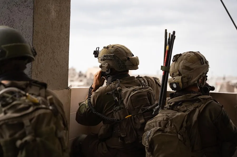 Soldados israelíes en la ofensiva en Yabalia. EFE/ Ejército de Israel