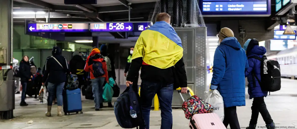 Ucranianos llegando a la estación central de Múnich tras el estallido de la invasión rusa. Foto: Matthias Balk/dpa/picture alliance